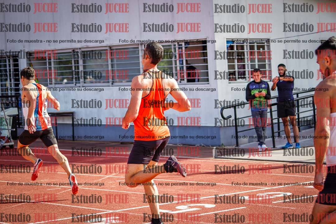 Fotos de los 400 m llanos de varones