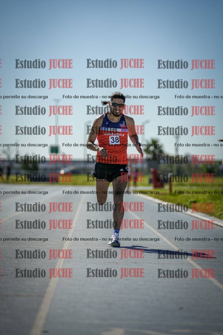 Fotos de los 5000 m llanos de mujeres y varones