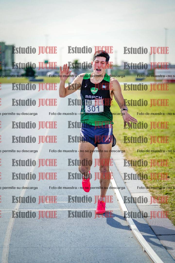 Fotos de los 3000 m llanos de varones