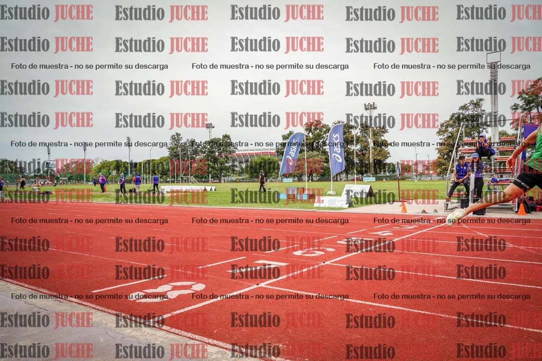 Fotos de los 400 m llanos de varones