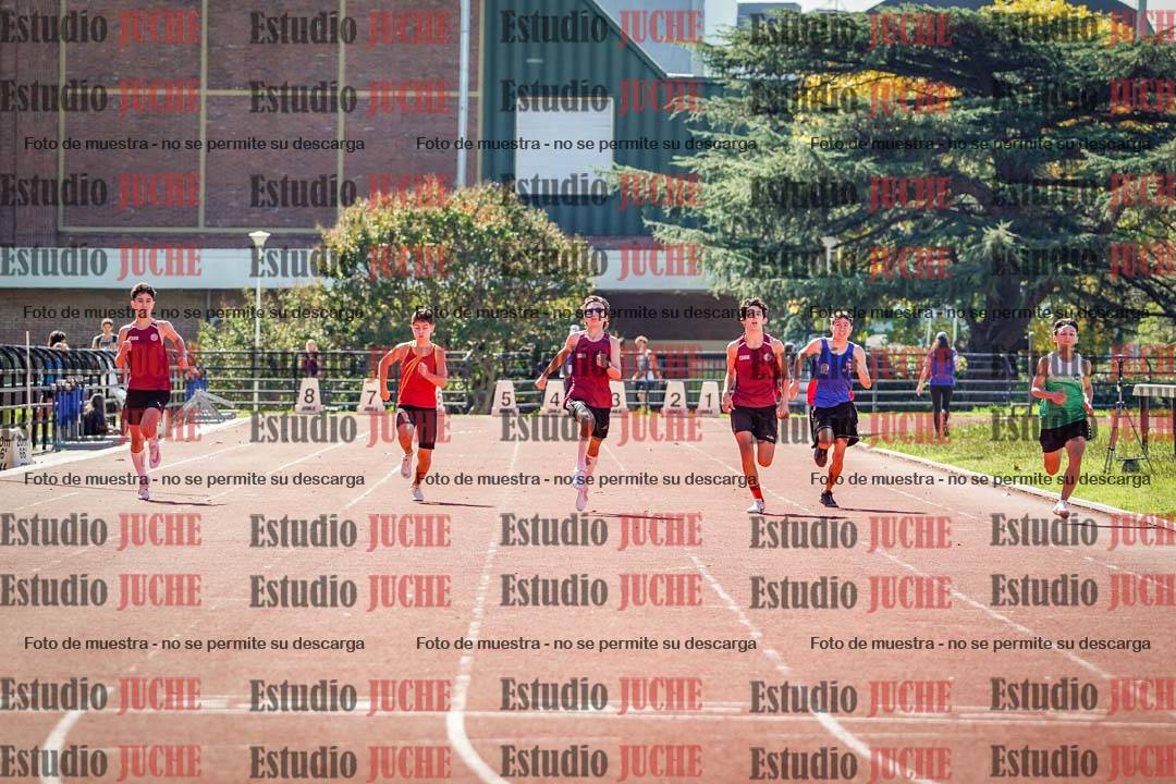 Fotos de los 200 m llanos de varones
