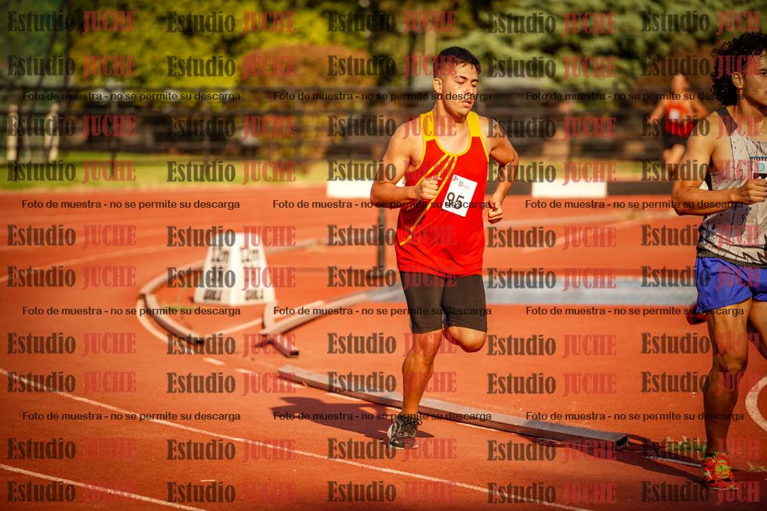 Fotos de los 1500 m llanos de varones