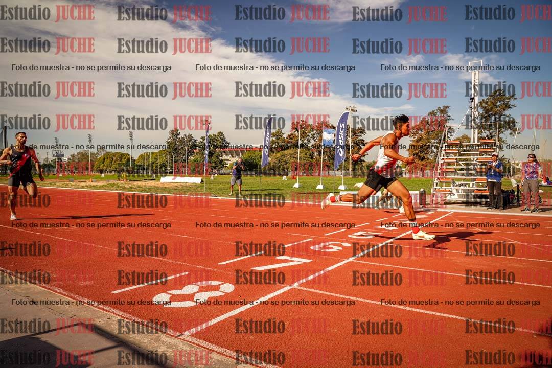 Fotos de los 400 m llanos de varones