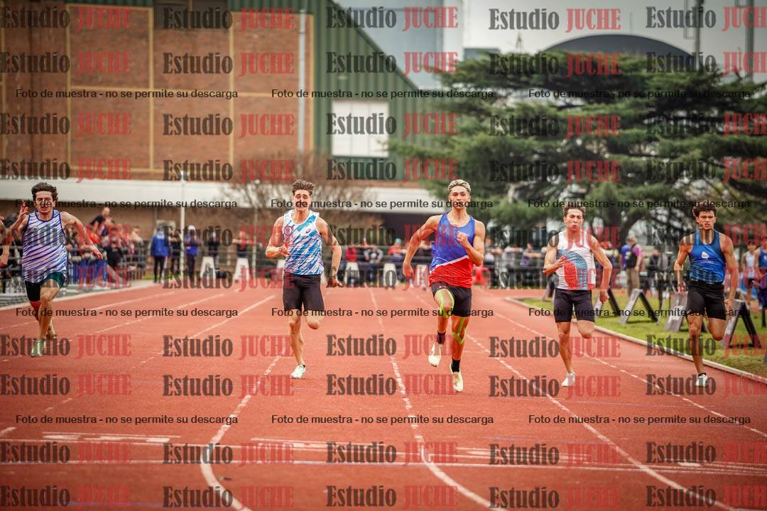 Fotos de los 100 m llanos de varones - FINAL