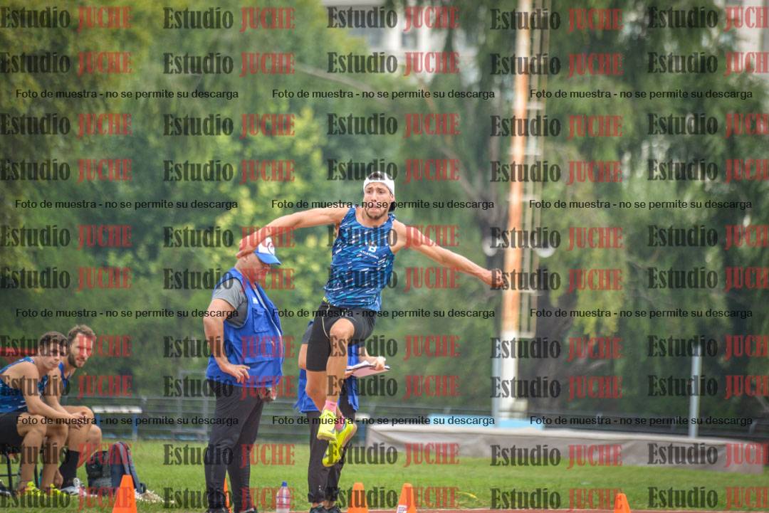 Fotos del salto triple - tabla de 11 y 13