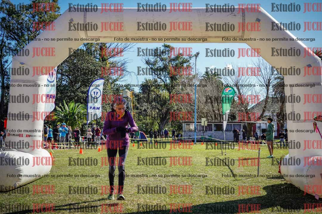 Fotos de la llegada del cross de 1500 m