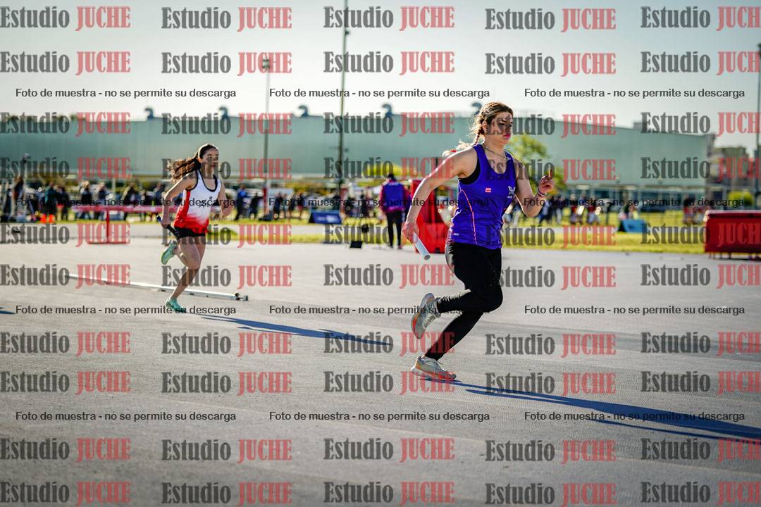 Fotos de las postas 5x80 m de mujeres