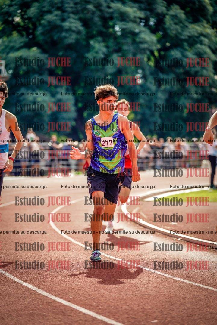 Fotos de los 800 m llanos de varones