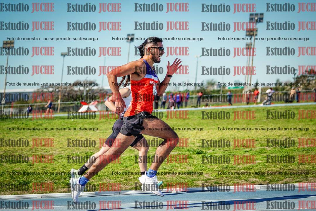 Fotos de los 5000 m llanos de mujeres y varones