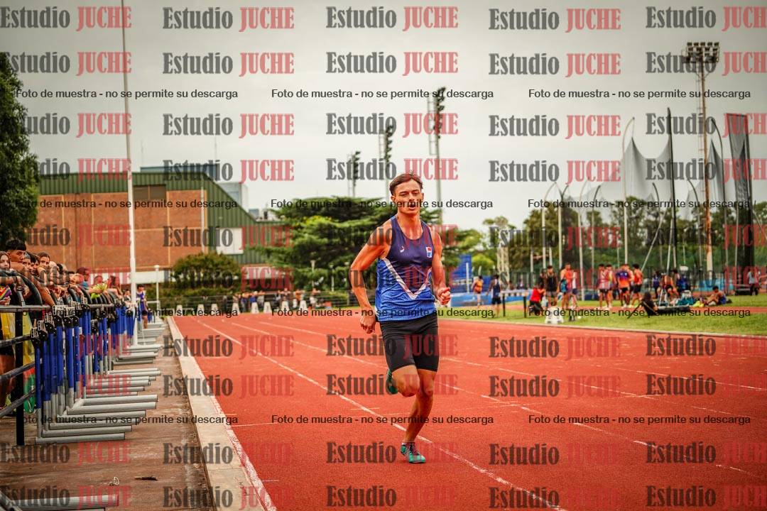 Fotos de los 400 m llanos de varones