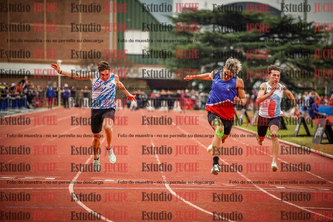 Fotos de los 100 m llanos de varones - FINAL