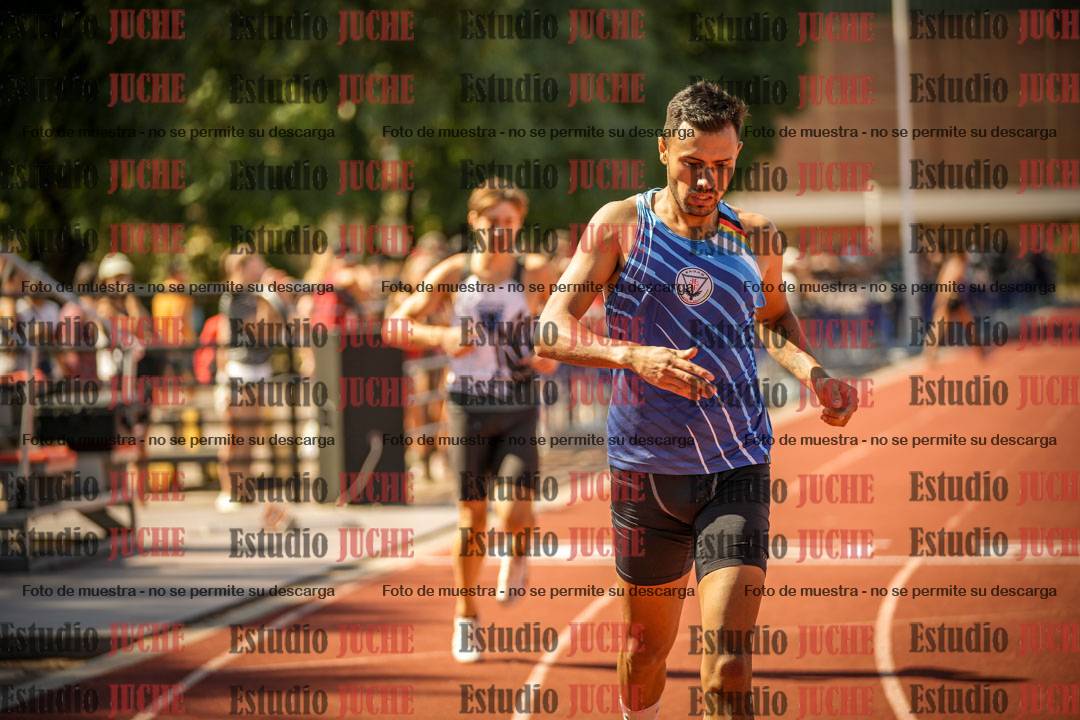 Fotos de los 400 m llanos de varones