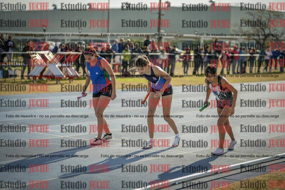 Fotos de las Postas 8x200 m mixta