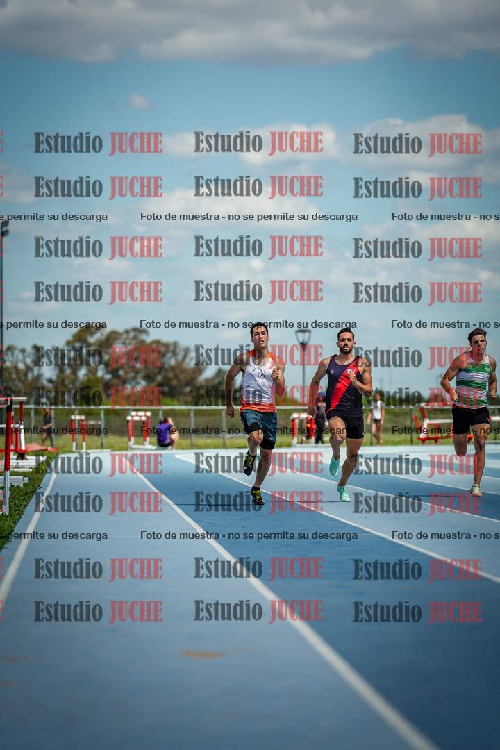 Fotos de los 400 m llanos de varones