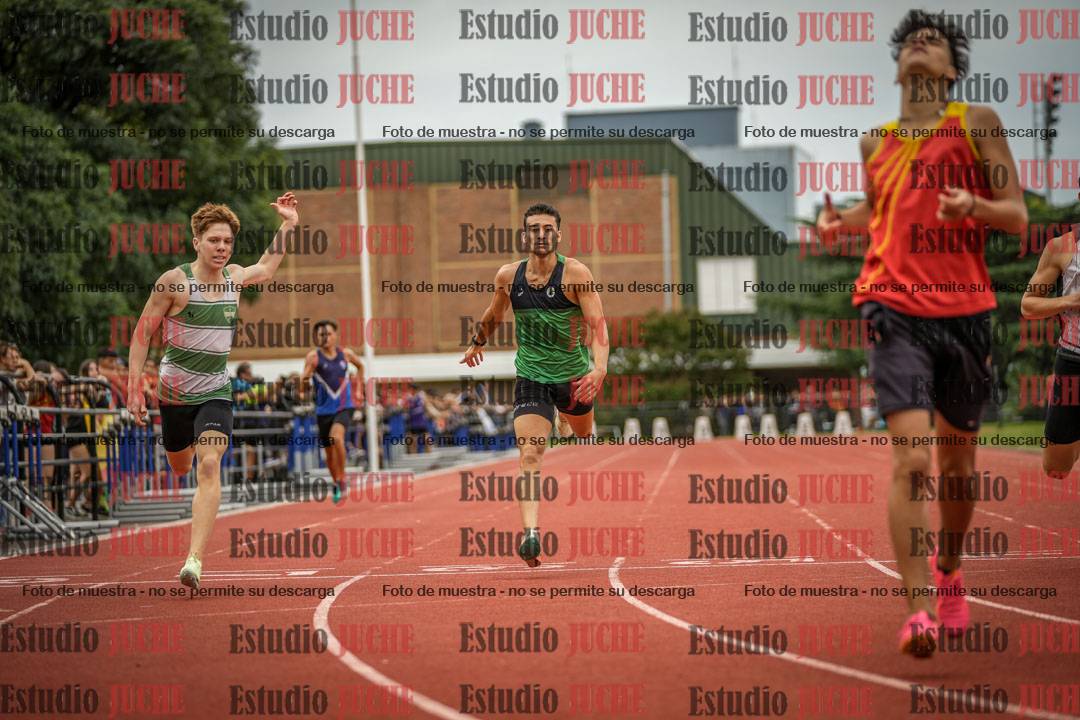 Fotos de los 400 m llanos de varones