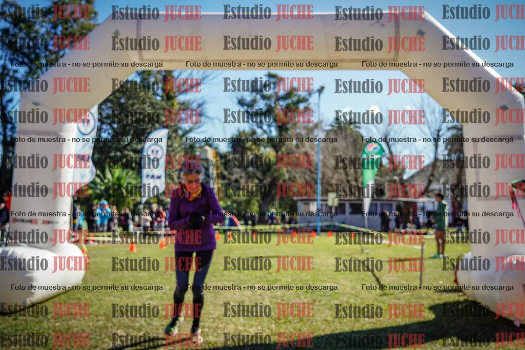 Fotos de la llegada del cross de 1500 m