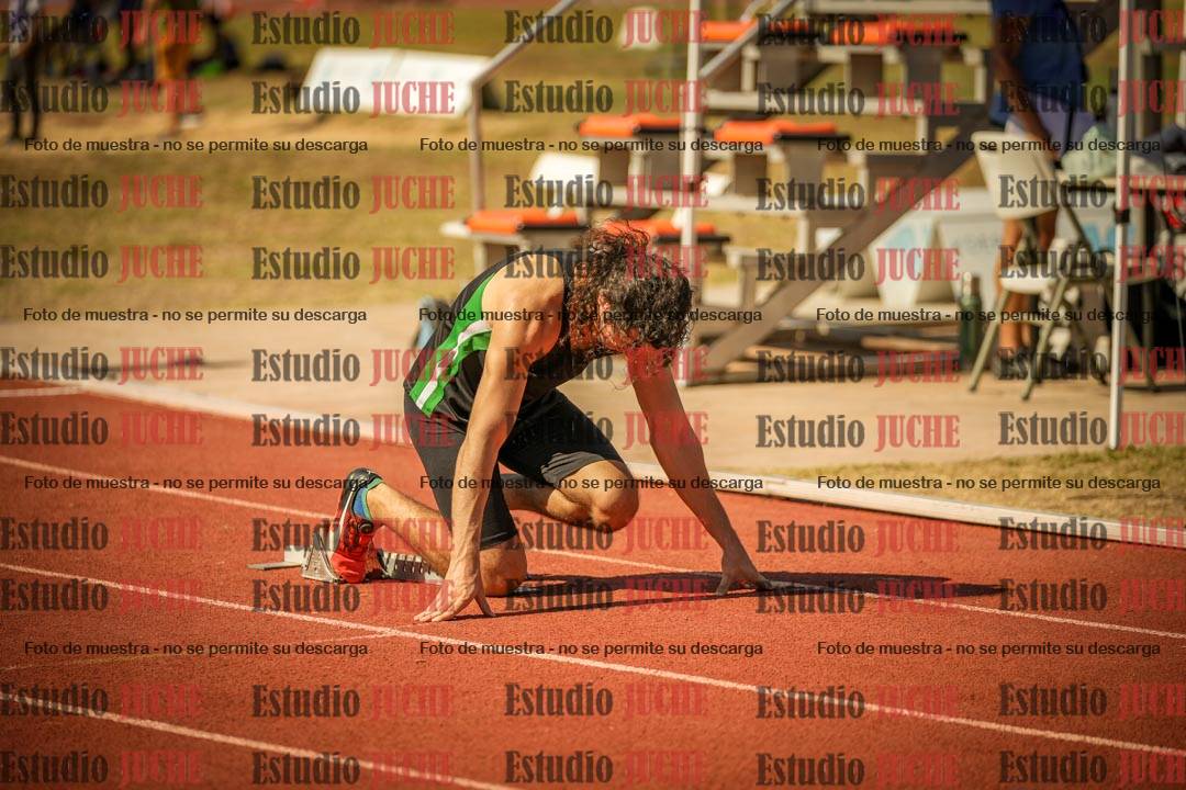 Fotos de los 400 m llanos de varones