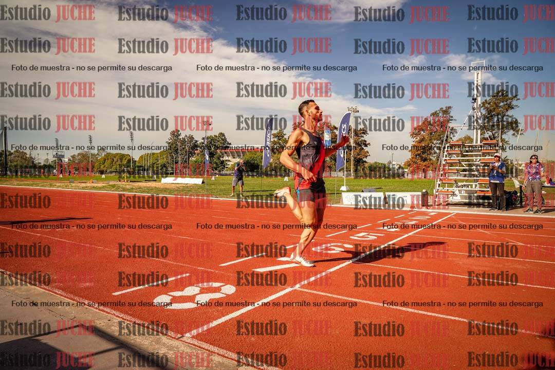 Fotos de los 400 m llanos de varones