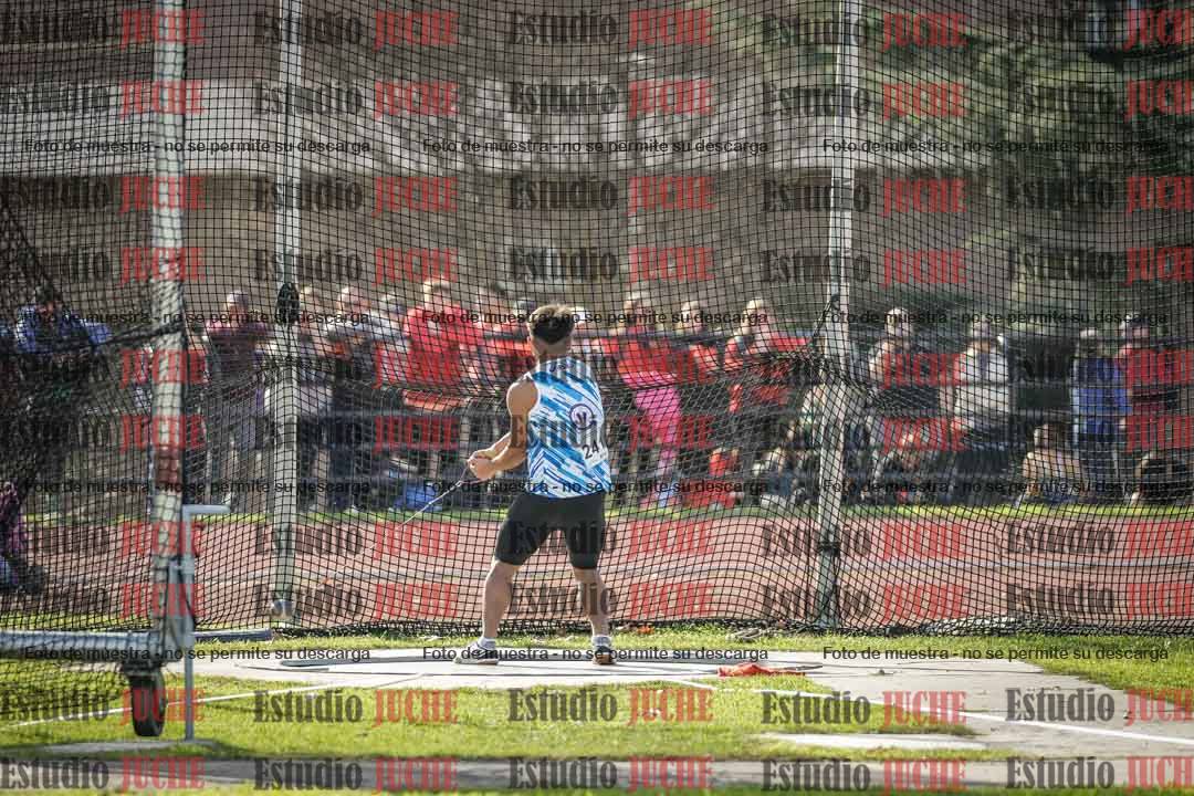 Fotos del lanzamiento de martillo de varones