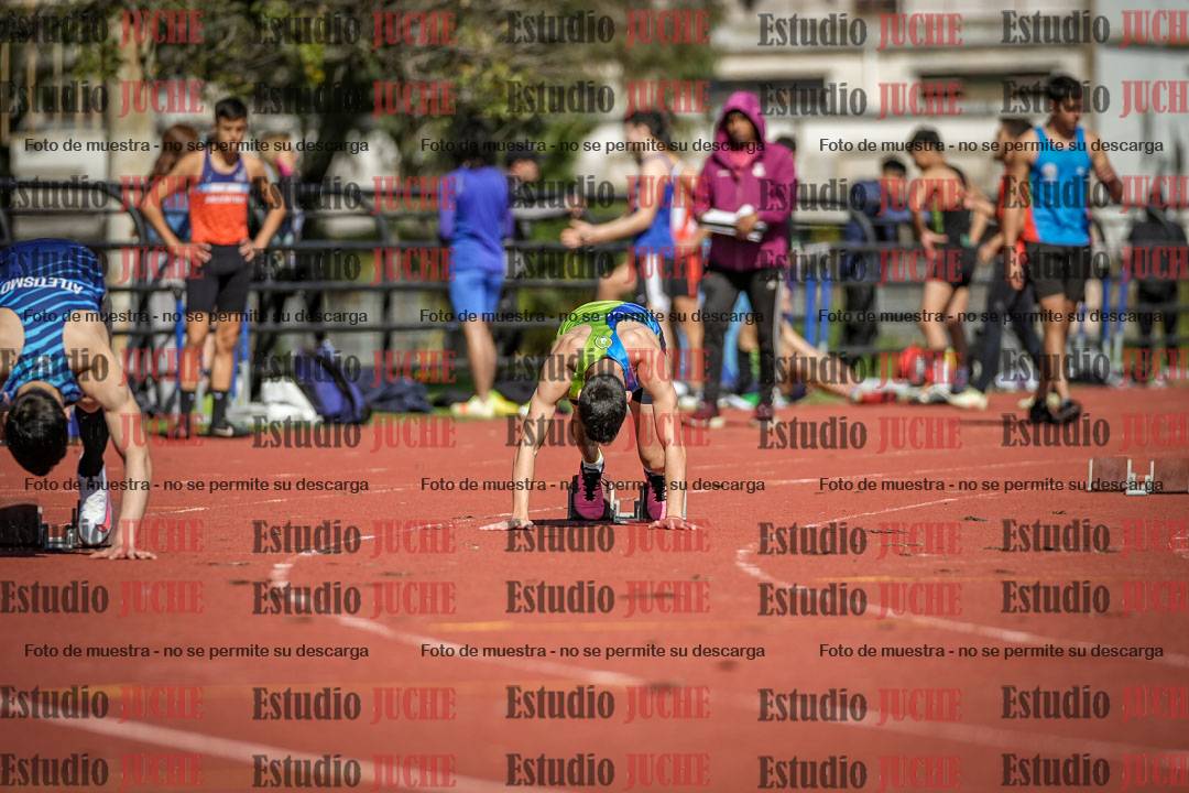 Fotos de los 200 m llanos de varones