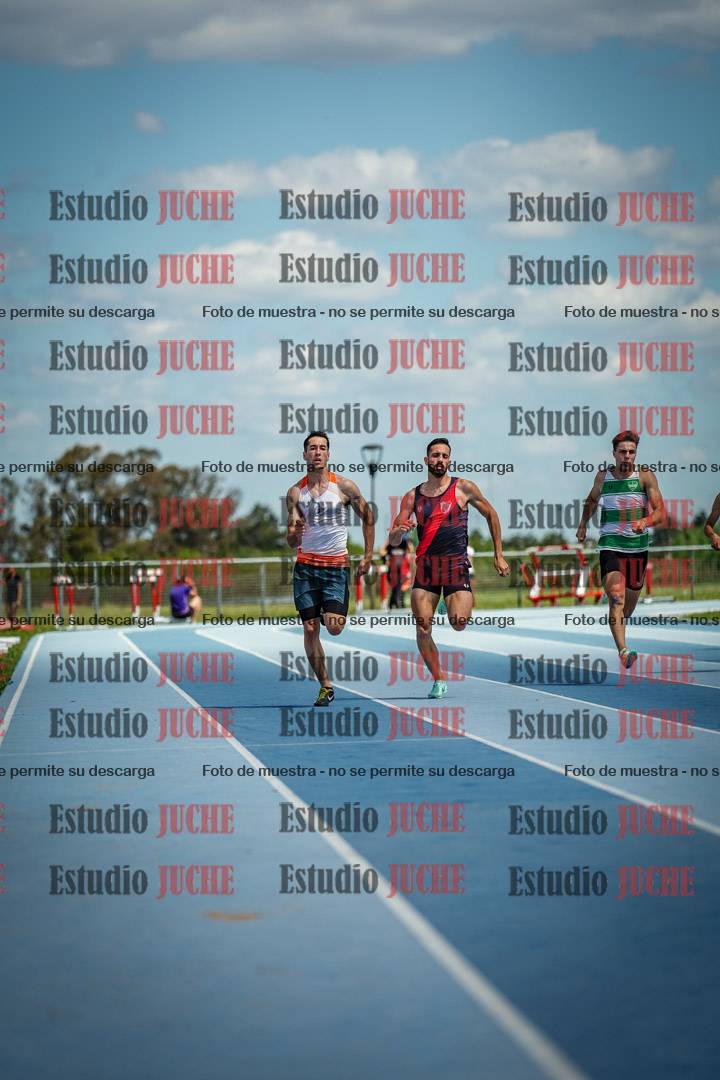 Fotos de los 400 m llanos de varones