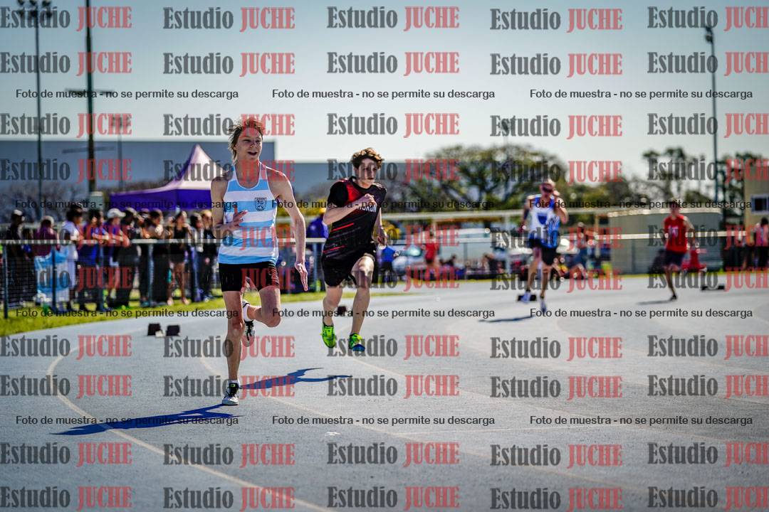 Fotos de los 400 m llanos de varones