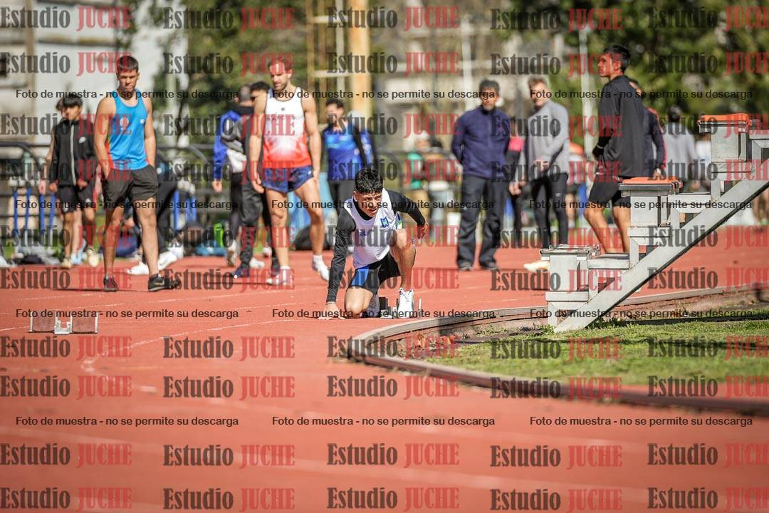 Fotos de los 200 m llanos de varones