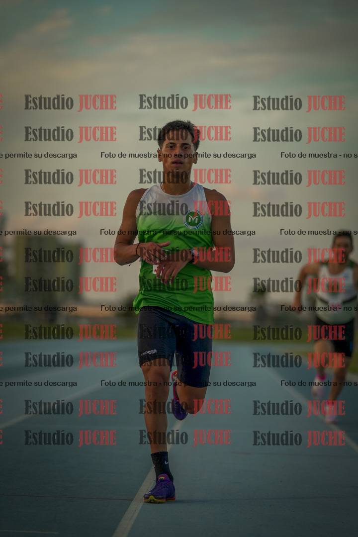 Fotos de los 3000 m llanos de varones