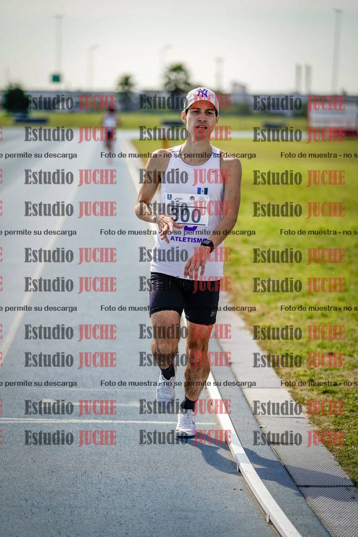 Fotos de los 3000 m llanos de varones