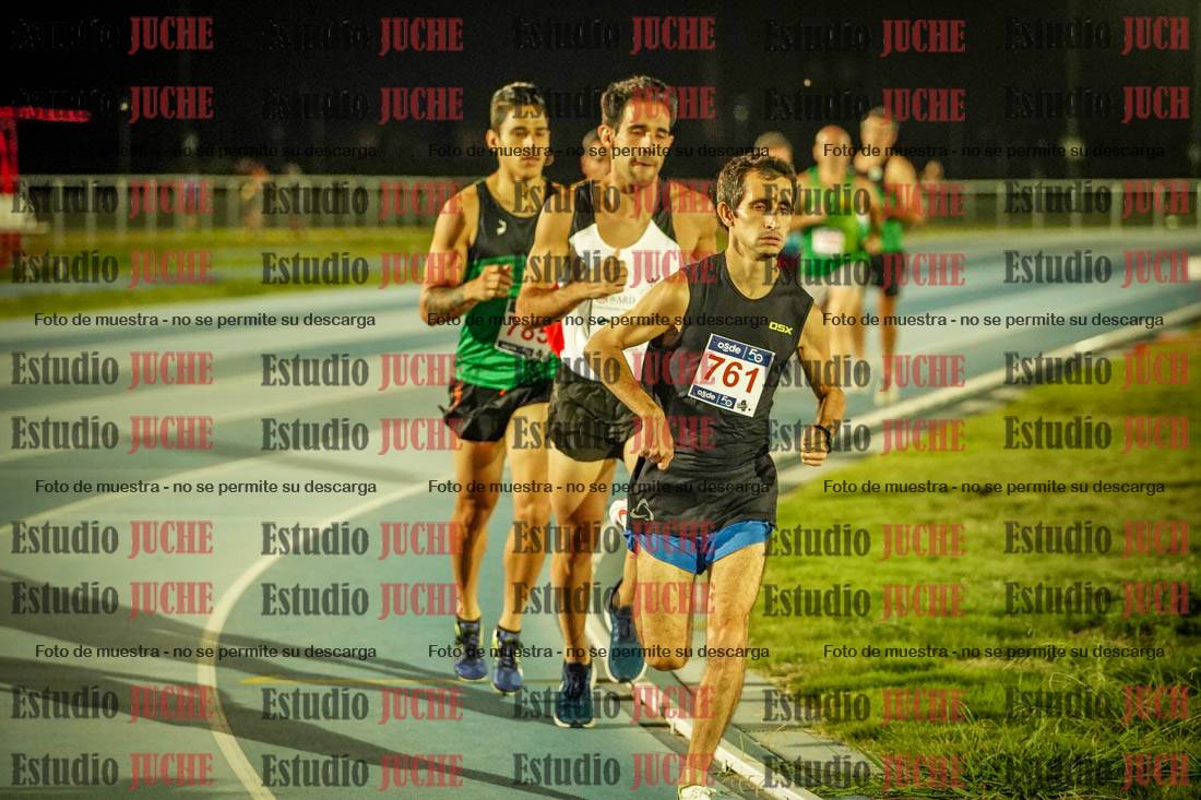 Fotos de los 3000 m llanos de varones