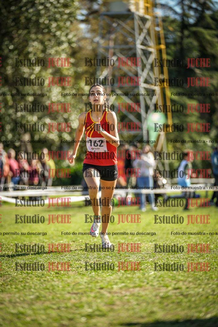 Fotos de la llegada del cross de 2000 m