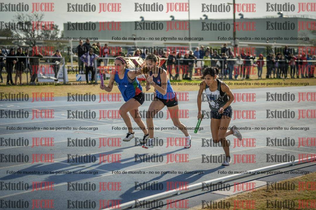 Fotos de las Postas 8x200 m mixta
