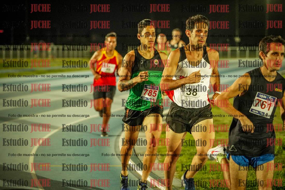 Fotos de los 3000 m llanos de varones