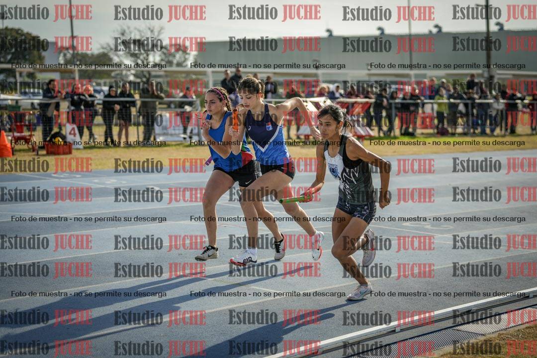 Fotos de las Postas 8x200 m mixta