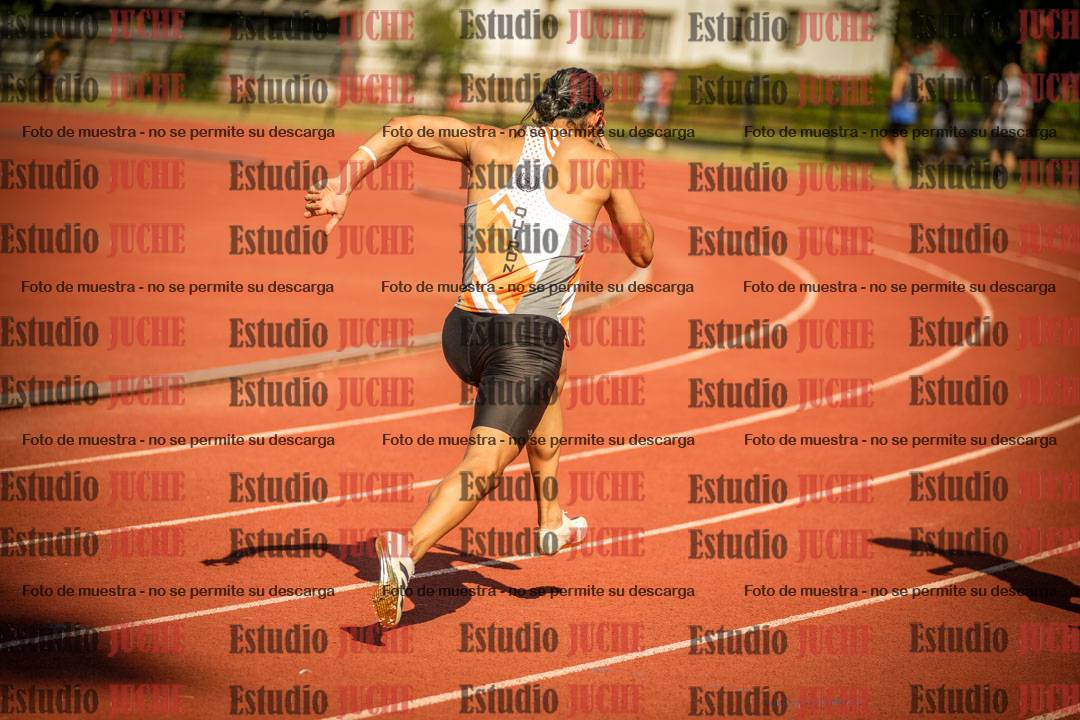 Fotos de los 400 m llanos de varones