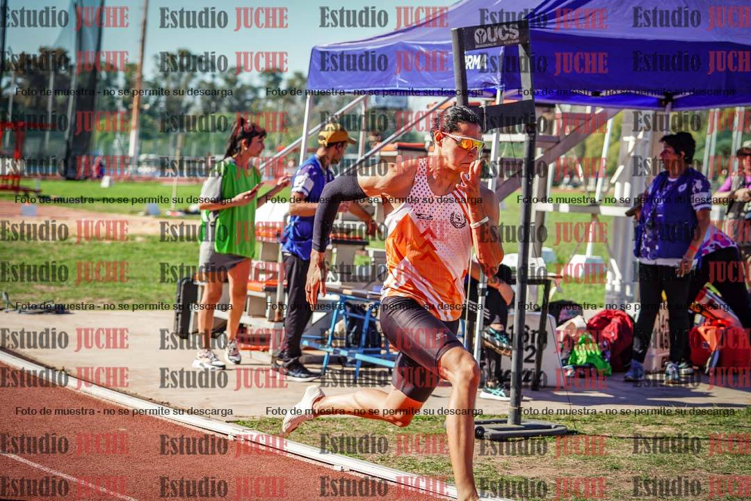 Fotos de los 400 m llanos de varones
