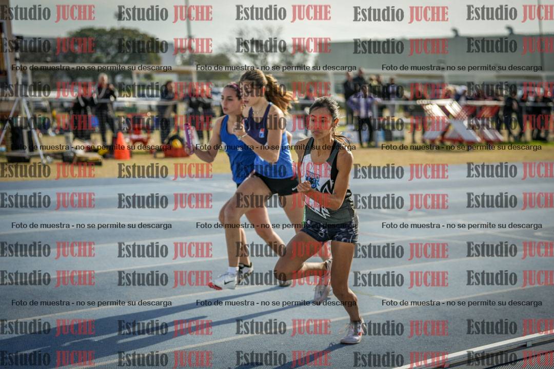 Fotos de las Postas 8x200 m mixta