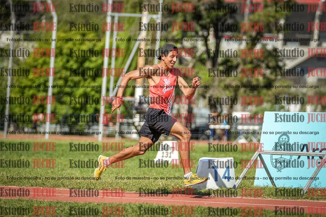 Fotos del salto triple de varones