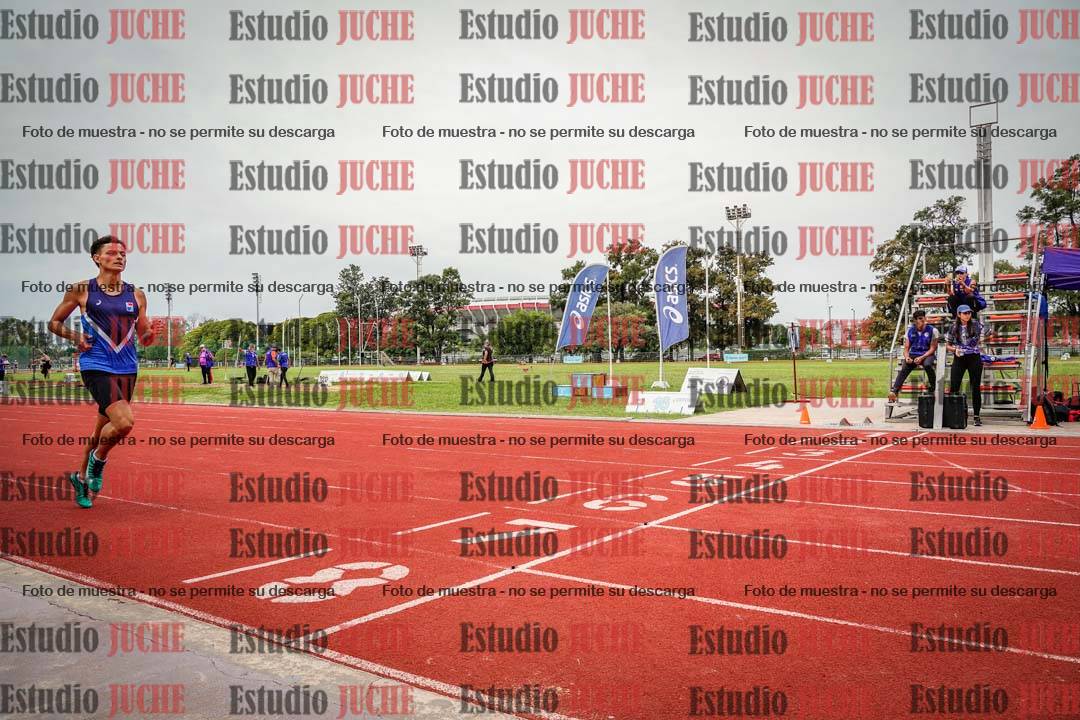 Fotos de los 400 m llanos de varones