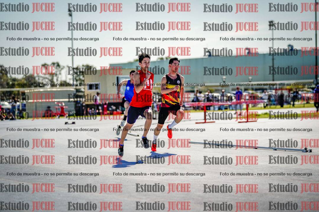 Fotos de los 400 m llanos de varones