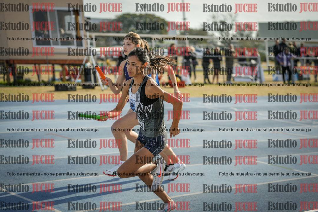 Fotos de las Postas 8x200 m mixta