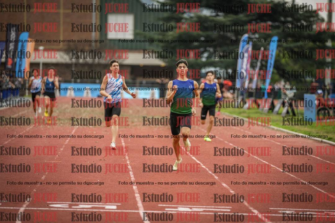 Fotos de los 400 m llanos de varones - FINAL