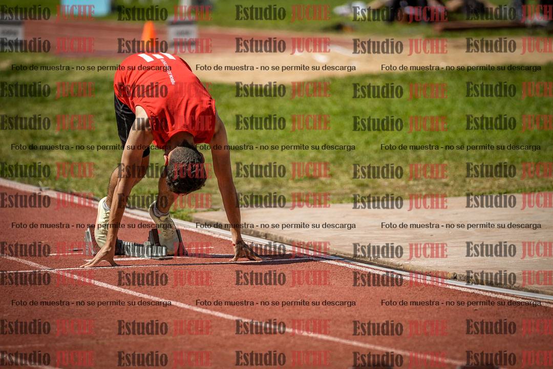Fotos de los 400 m llanos de varones