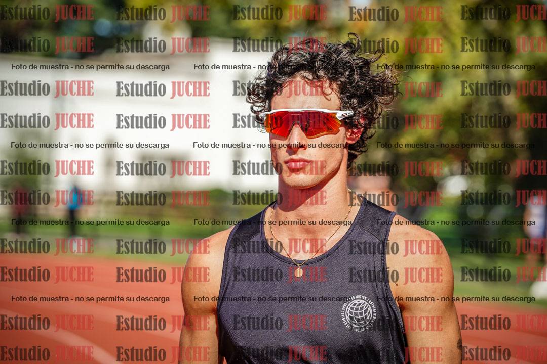 Fotos de los 400 m llanos de varones