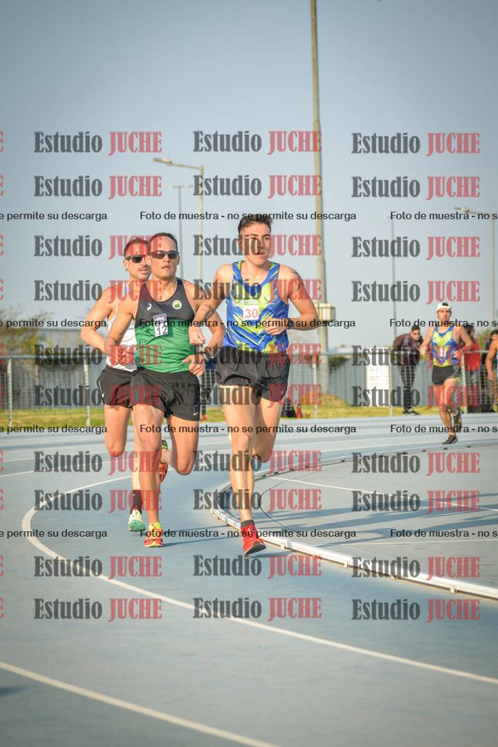 Fotos de los 3000 m llanos de varones