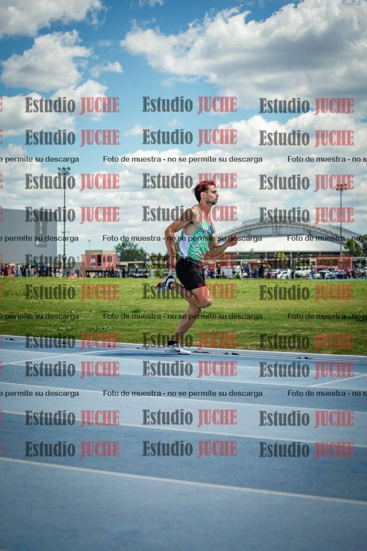 Fotos de los 400 m llanos de varones