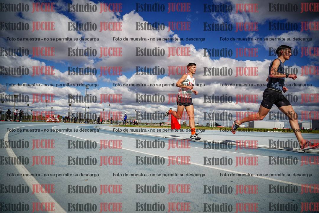 Fotos de los 5000 m llanos de varones