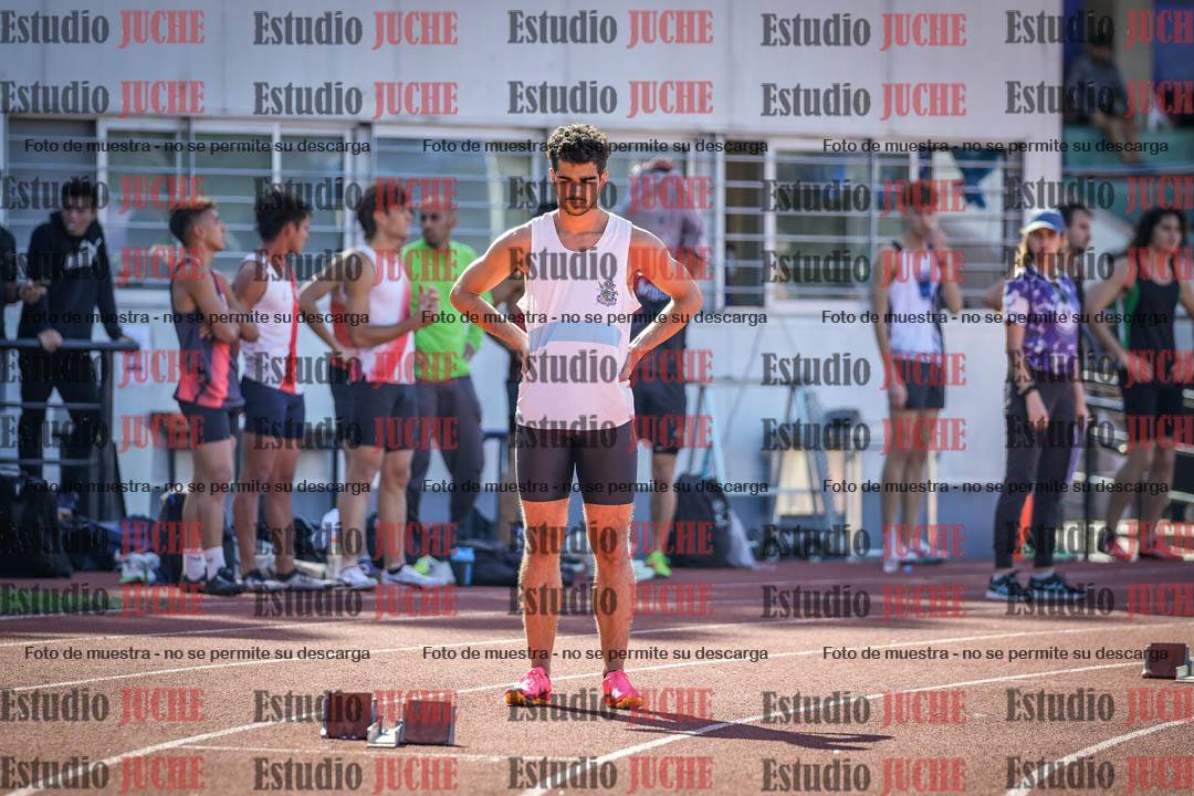 Fotos de los 400 m llanos de varones