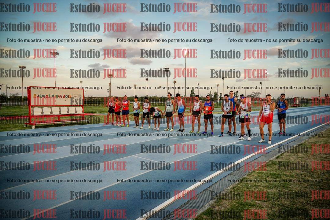 Fotos de los 3000 m llanos de varones