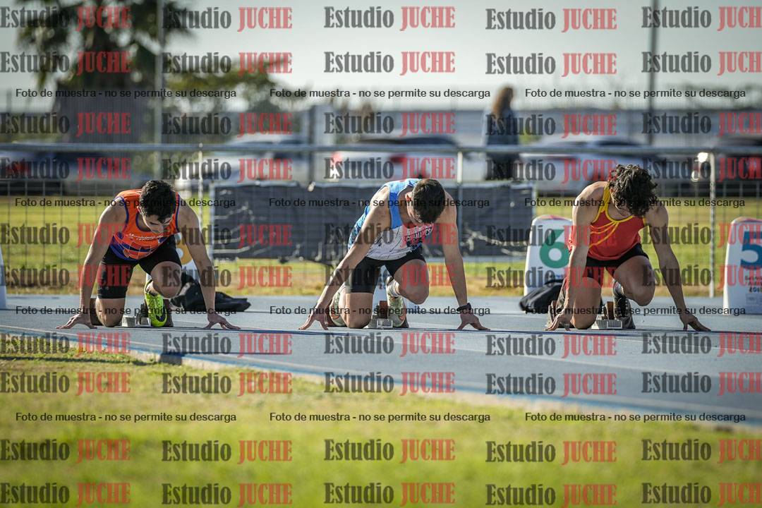 Fotos de los 100 m llanos de varones - FINAL